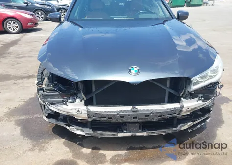 2017 BMW 750I из США, поврежденный, VIN WBA7F0C30HGM21607